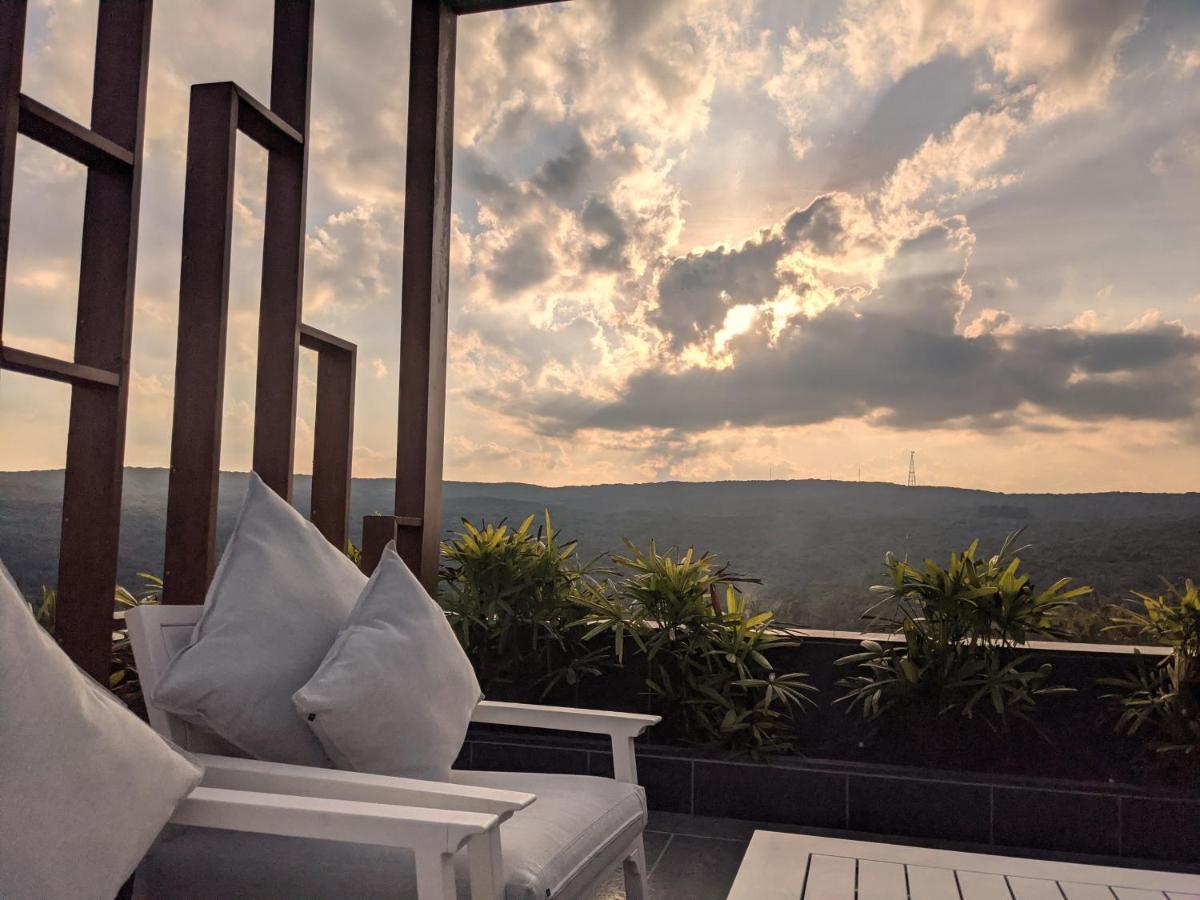 Leela Resort, The Exotic Boutique Hotel - Pure Veg Mahābaleshwar Kültér fotó