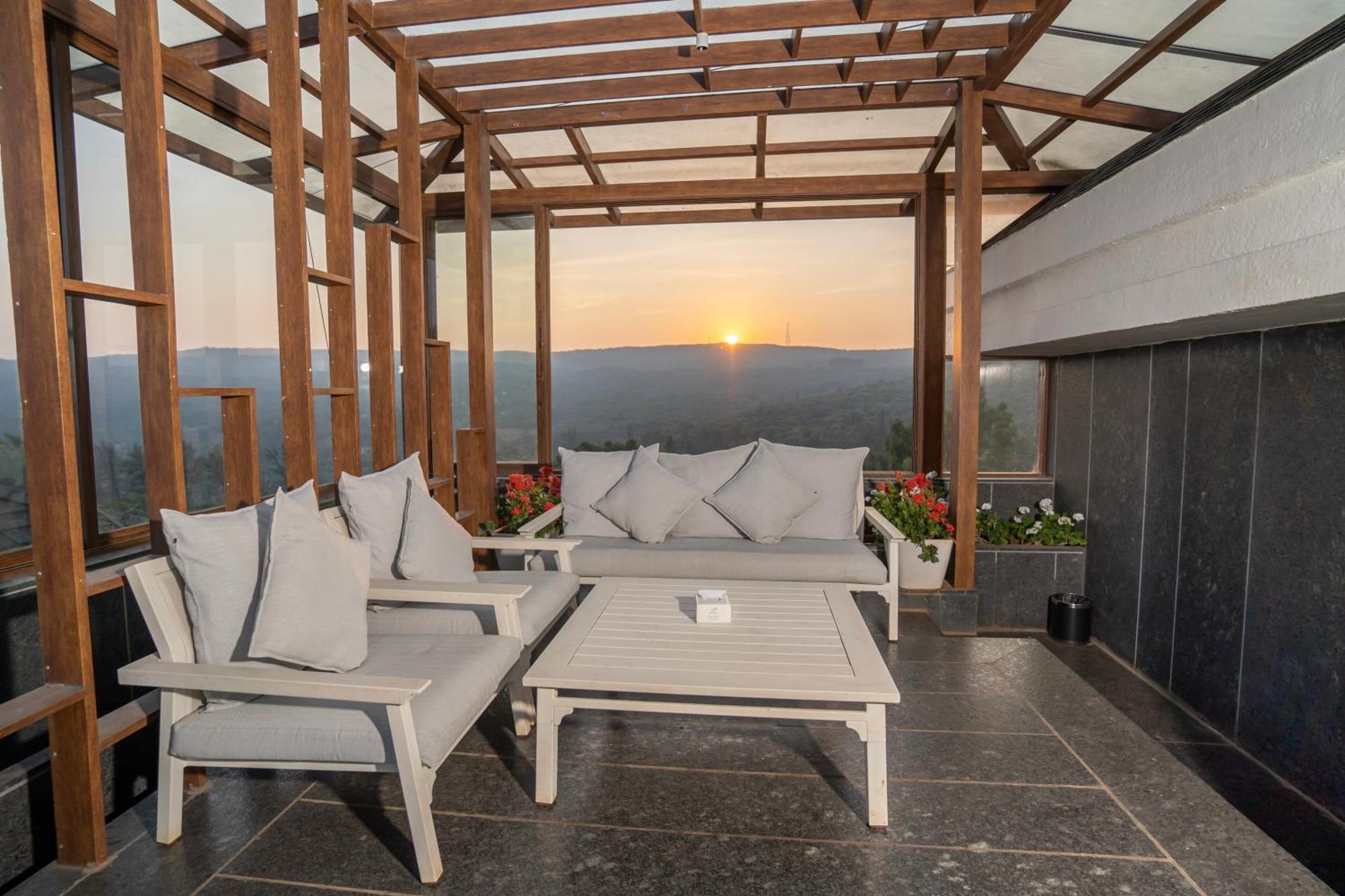 Leela Resort, The Exotic Boutique Hotel - Pure Veg Mahābaleshwar Kültér fotó